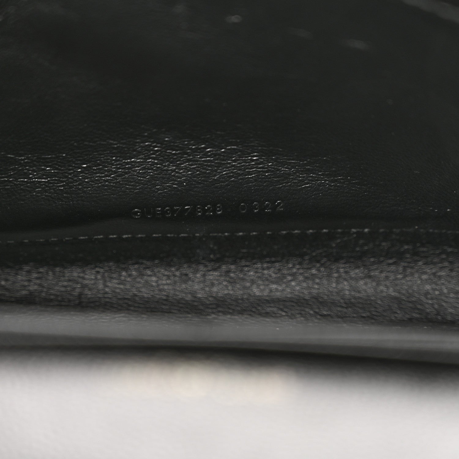 Saint Laurent Grain De Poudre Matelasse Chevron Monogram Monochrome Chain Wallet Black 7 of 11