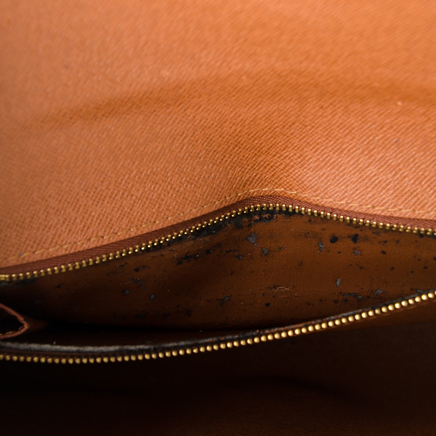 Monogram Pochette Bordeaux