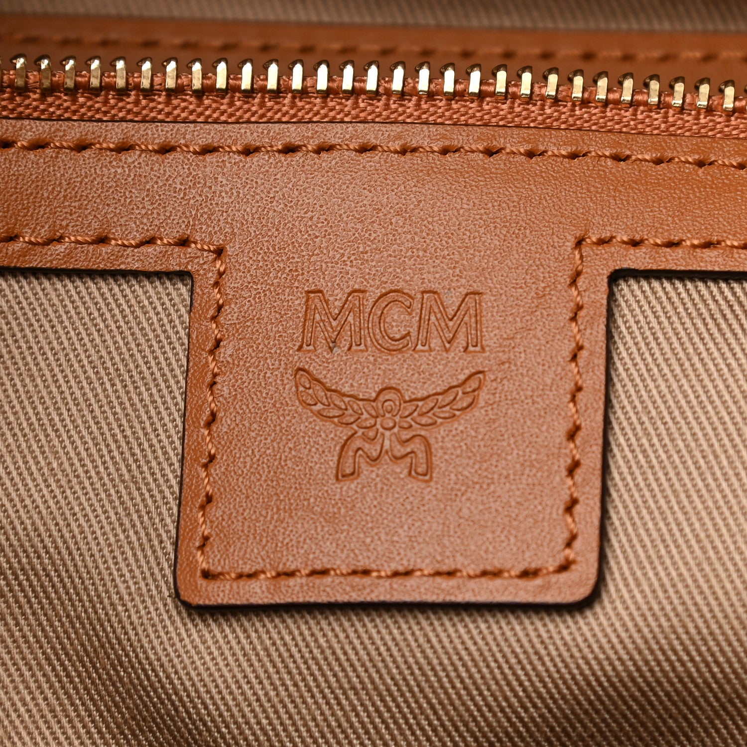 MCM Visetos Medium Klara Hobo Soft Pink 6 of 8