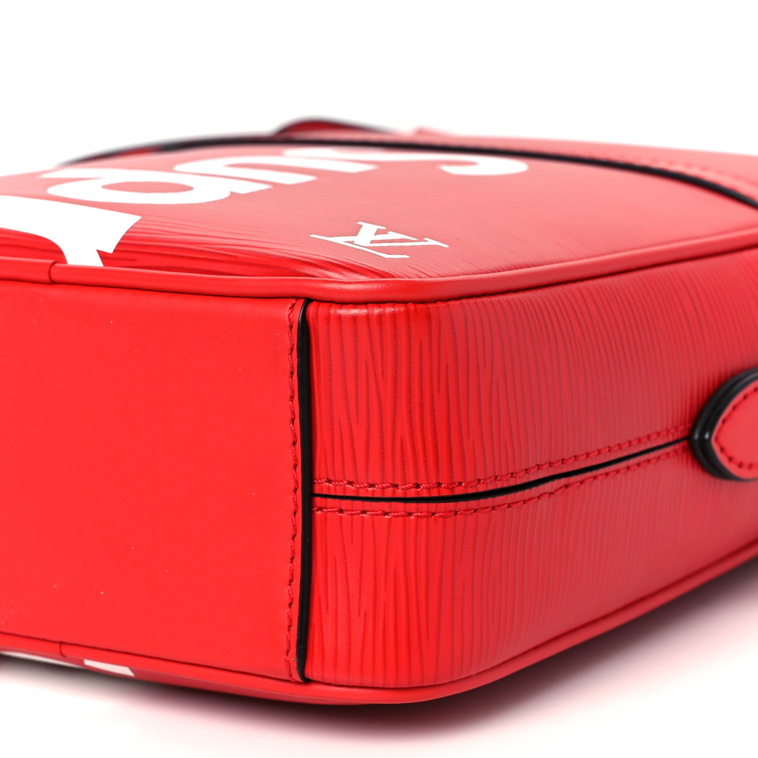 Louis Vuitton X SUPREME Epi Danube PM Red 1775748 – FASHIONPHILE