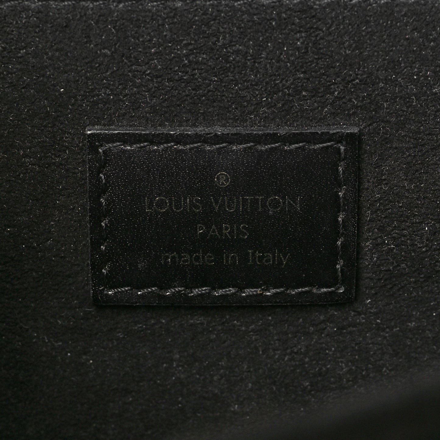 Reverse Monogram Pochette Metis