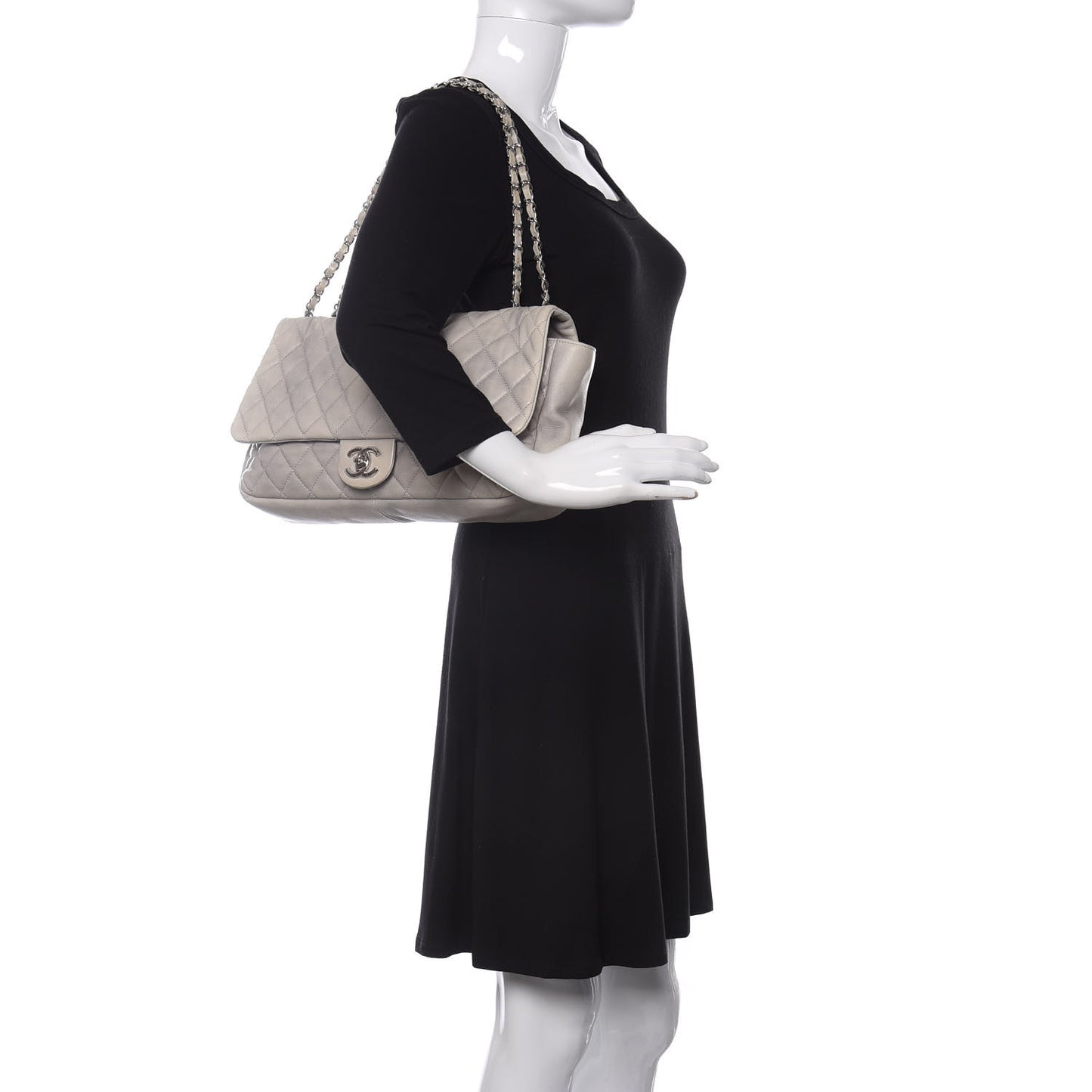 Lambskin Quilted Jumbo Coco Rain Flap Grey