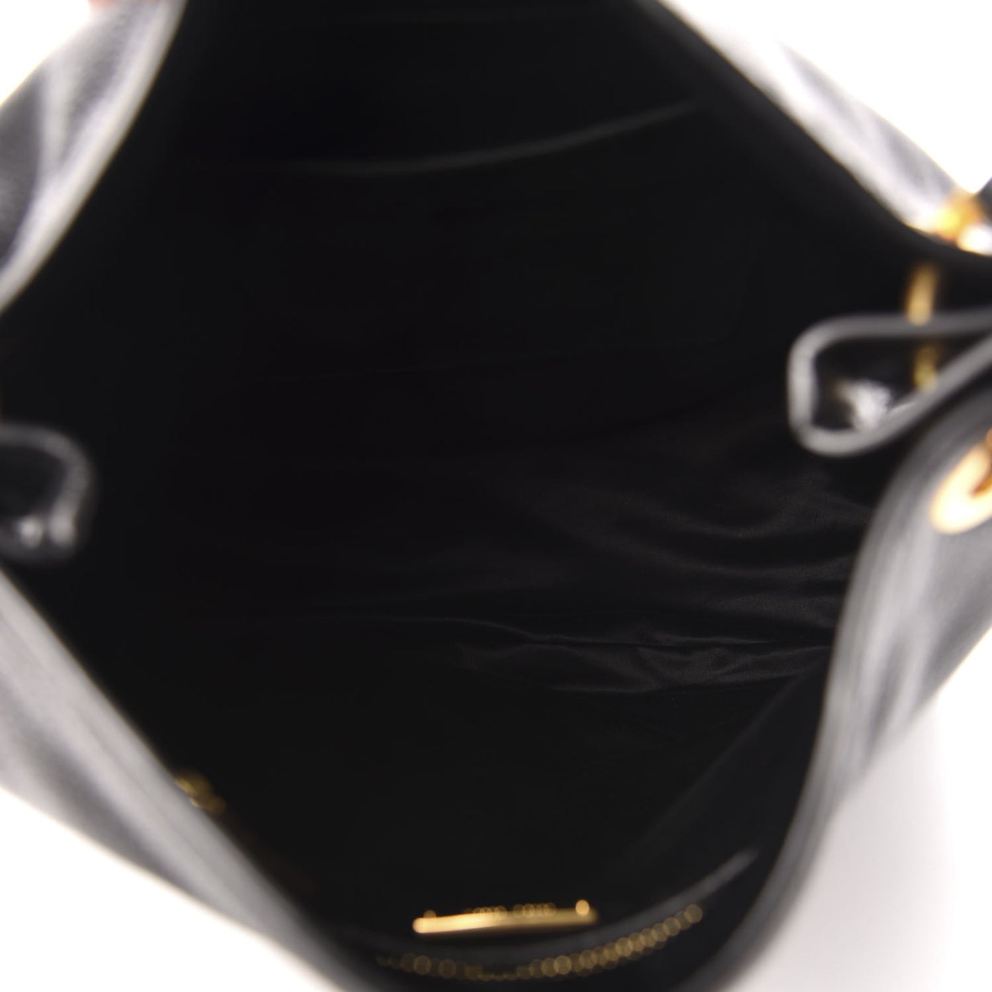 Vitello Daino Shoulder Bag Black