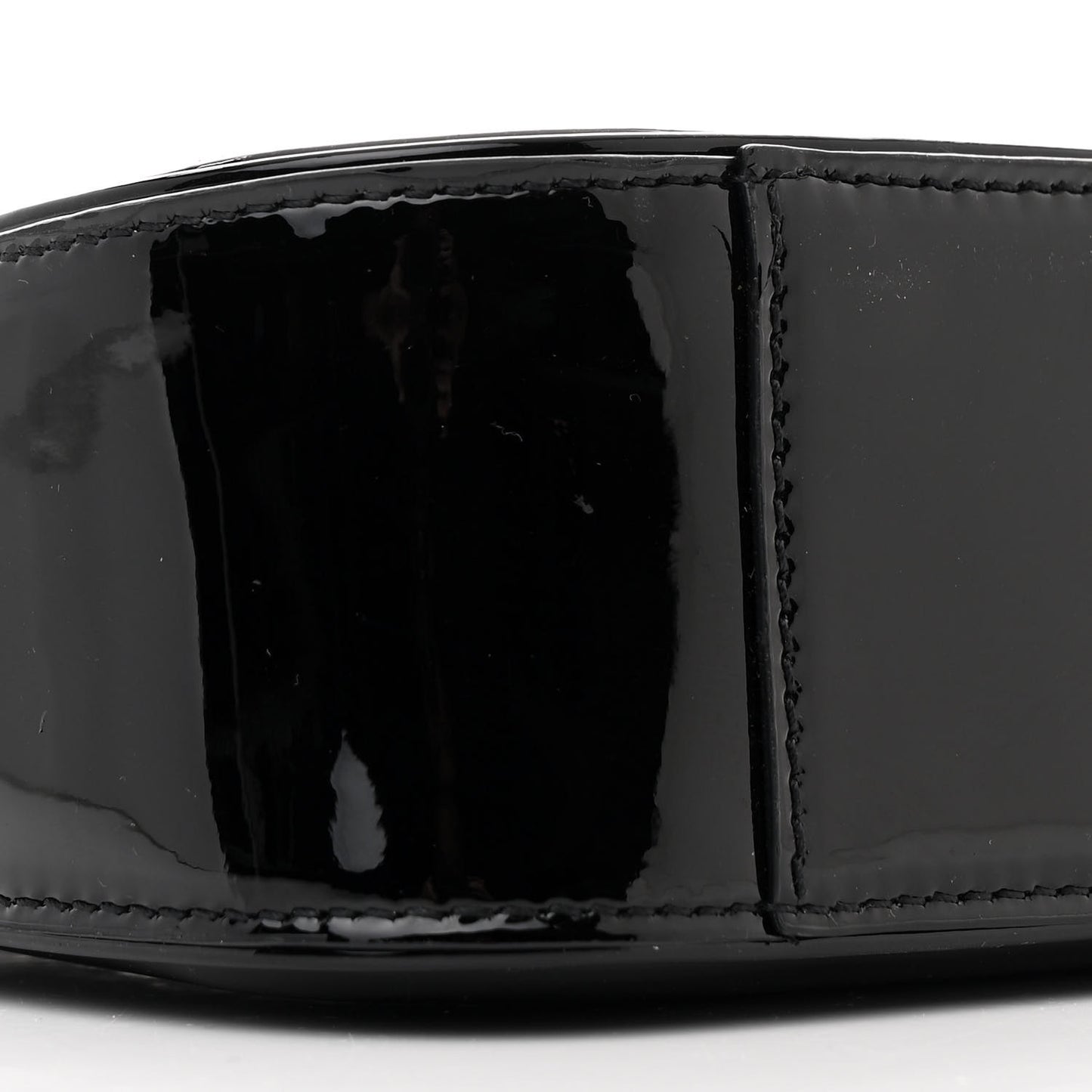 Patent Le 5 A 7 Hobo Black