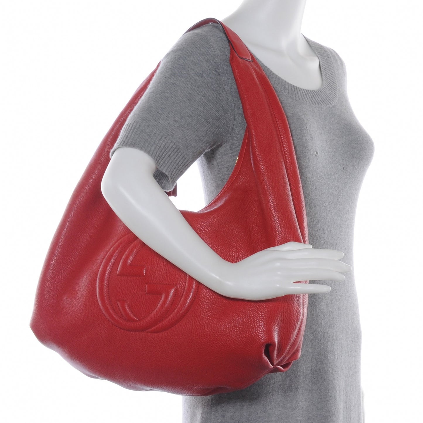 Pebbled Calfskin Large Soho Hobo Red