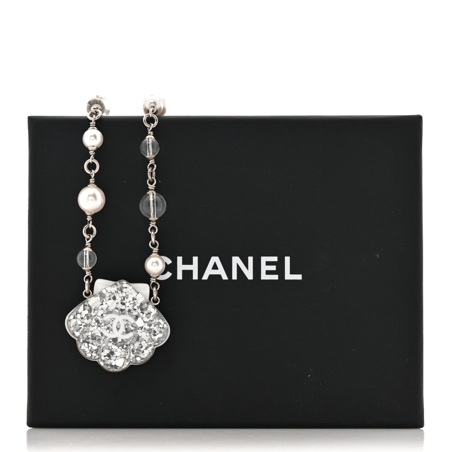 Pearl Resin Glitter CC Shell Necklace Silver
