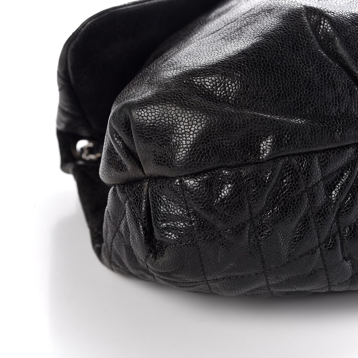 Crumpled Caviar Quilted Maxi Elastic Flap Black