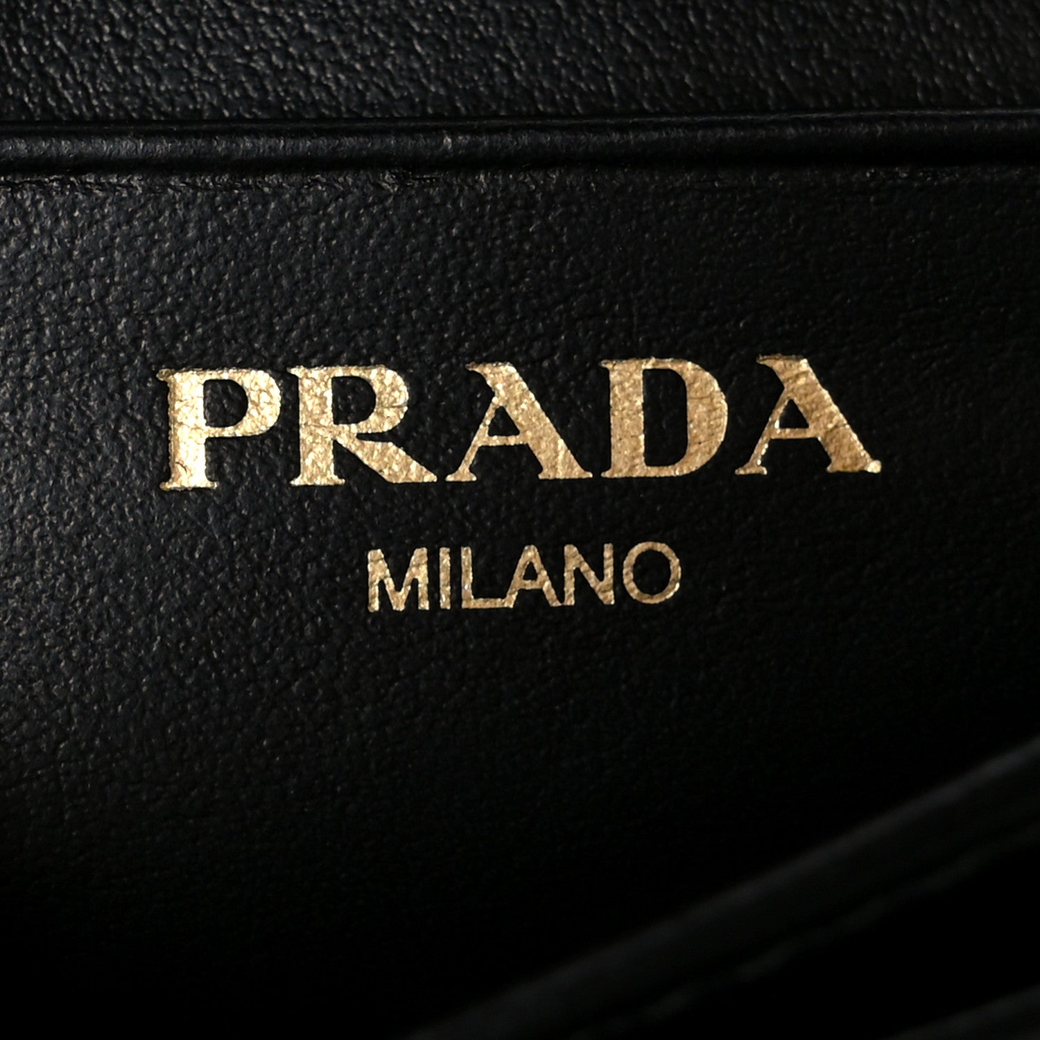 Prada Vitello Move Triangle Logo Card Holder Black 1813808