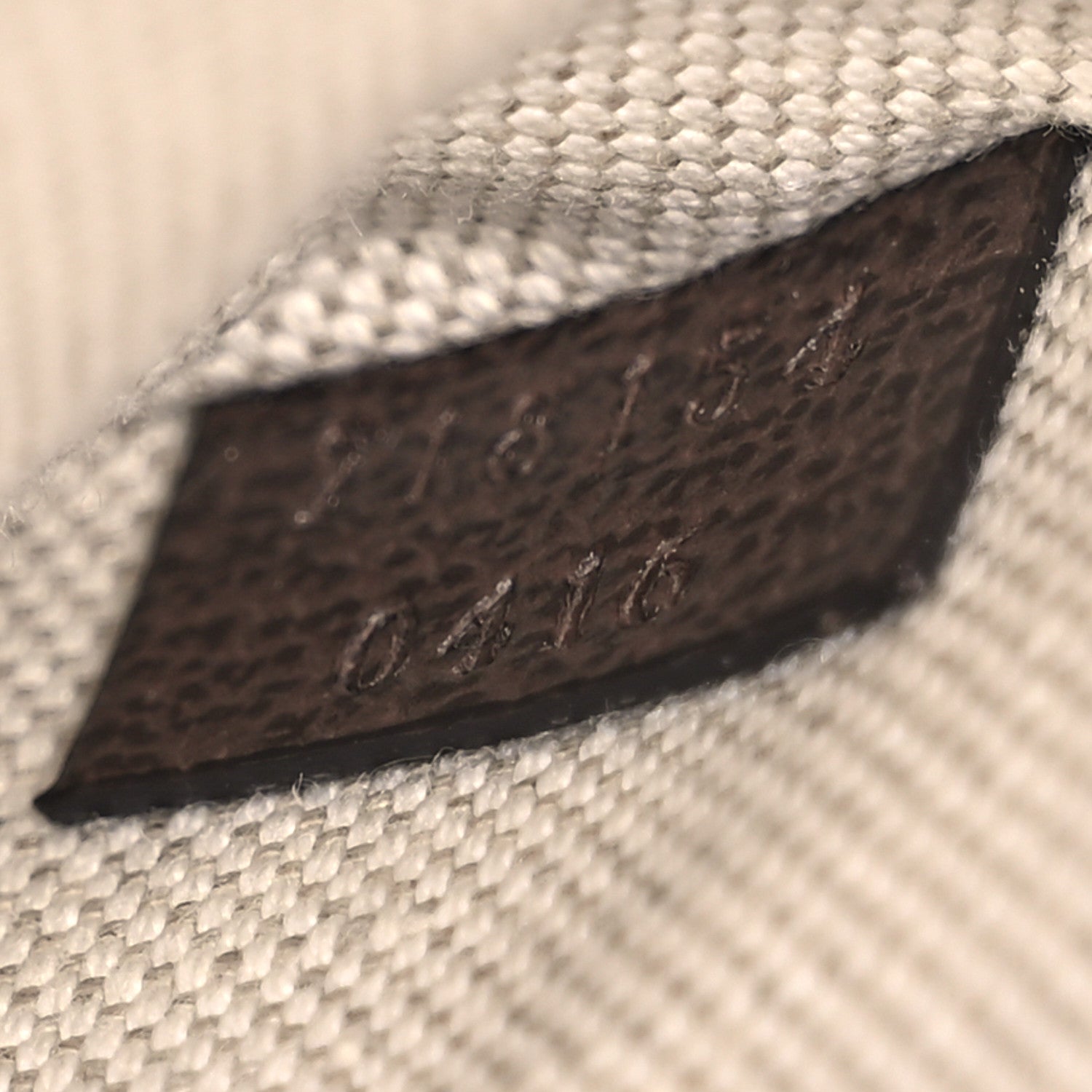 Gucci GG Supreme Monogram Textured Dollar Calfskin Blondie Belt Bag Beige Ebony New Acero 8 of 14