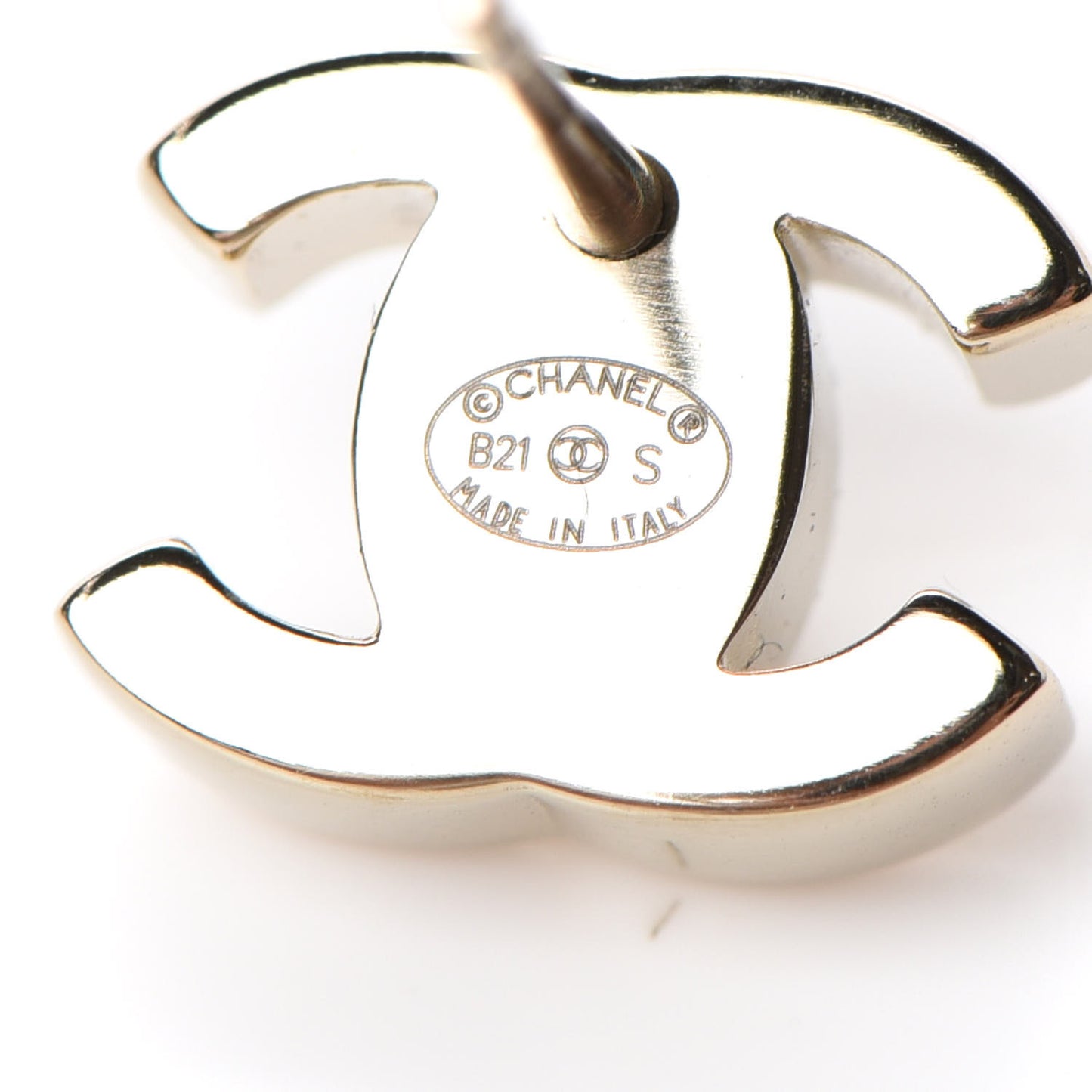 Metal CC Turnlock Earrings Gold