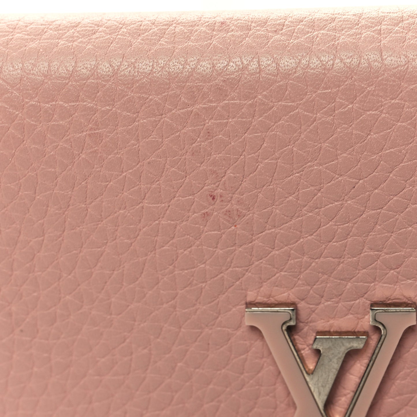 Taurillon Capucines Compact Wallet Magnolia