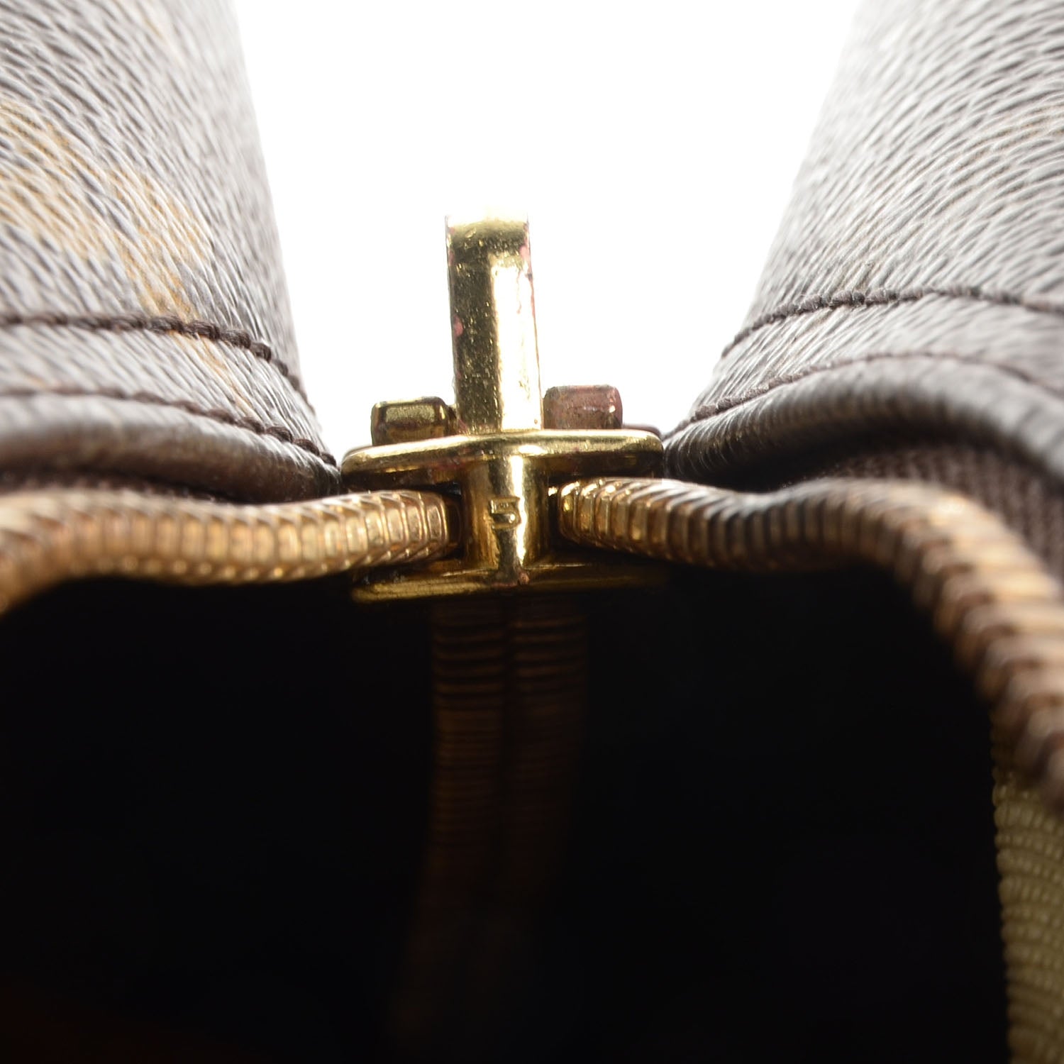 Louis Vuitton Monogram Deauville 8 of 10