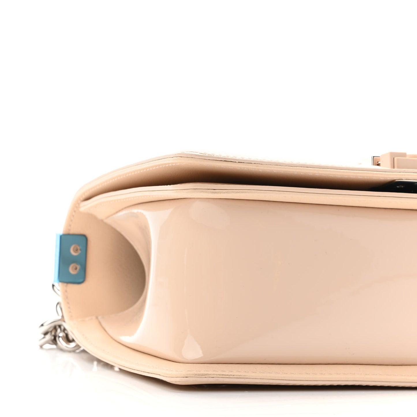 Patent CalfskinMedi um Boy Flap Plexiglass Beige