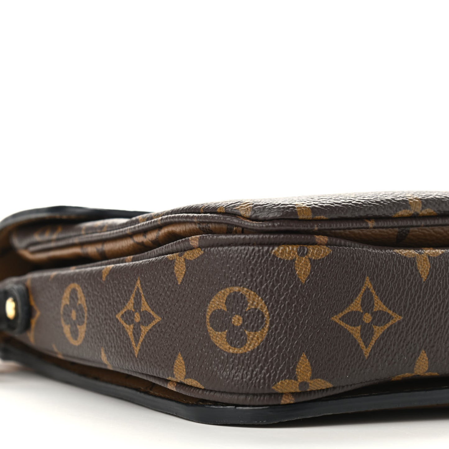 Reverse Monogram Pochette Metis