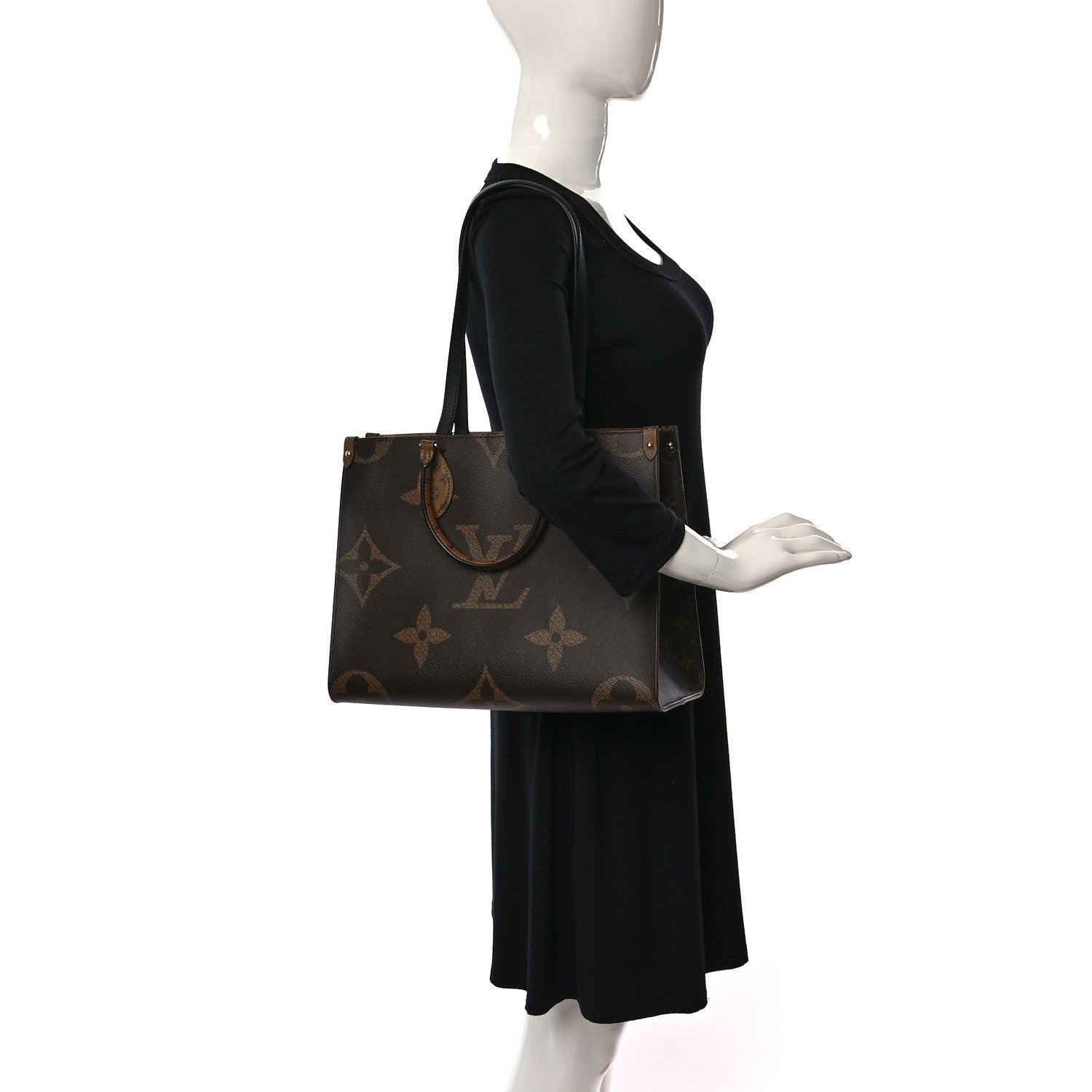 Louis Vuitton Reverse Monogram Giant Onthego MM 2 of 8