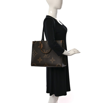 Louis Vuitton Reverse Monogram Giant Onthego MM 2 of 8