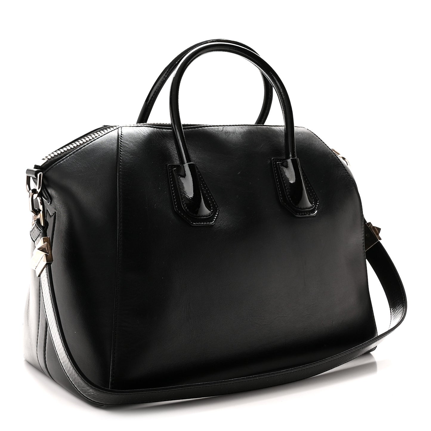 Smooth Calfskin Medium Antigona Black