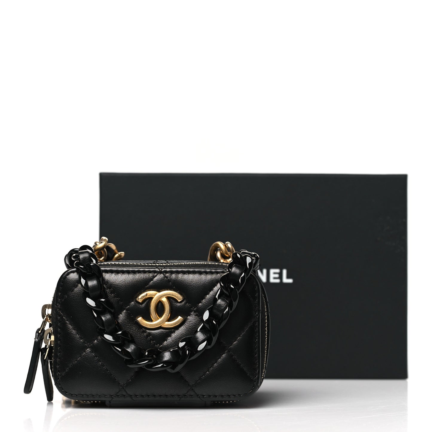 Lambskin Quilted Mini Lacquered Chain Clutch Black