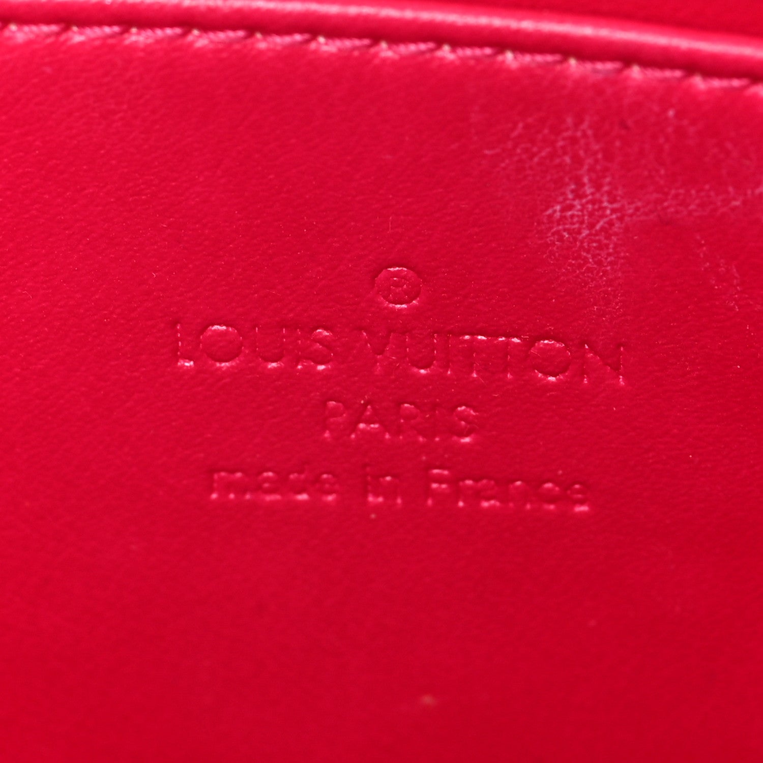 Louis Vuitton Vernis Trousse Cosmetic Pouch Pomme D'Amour 5 of 8