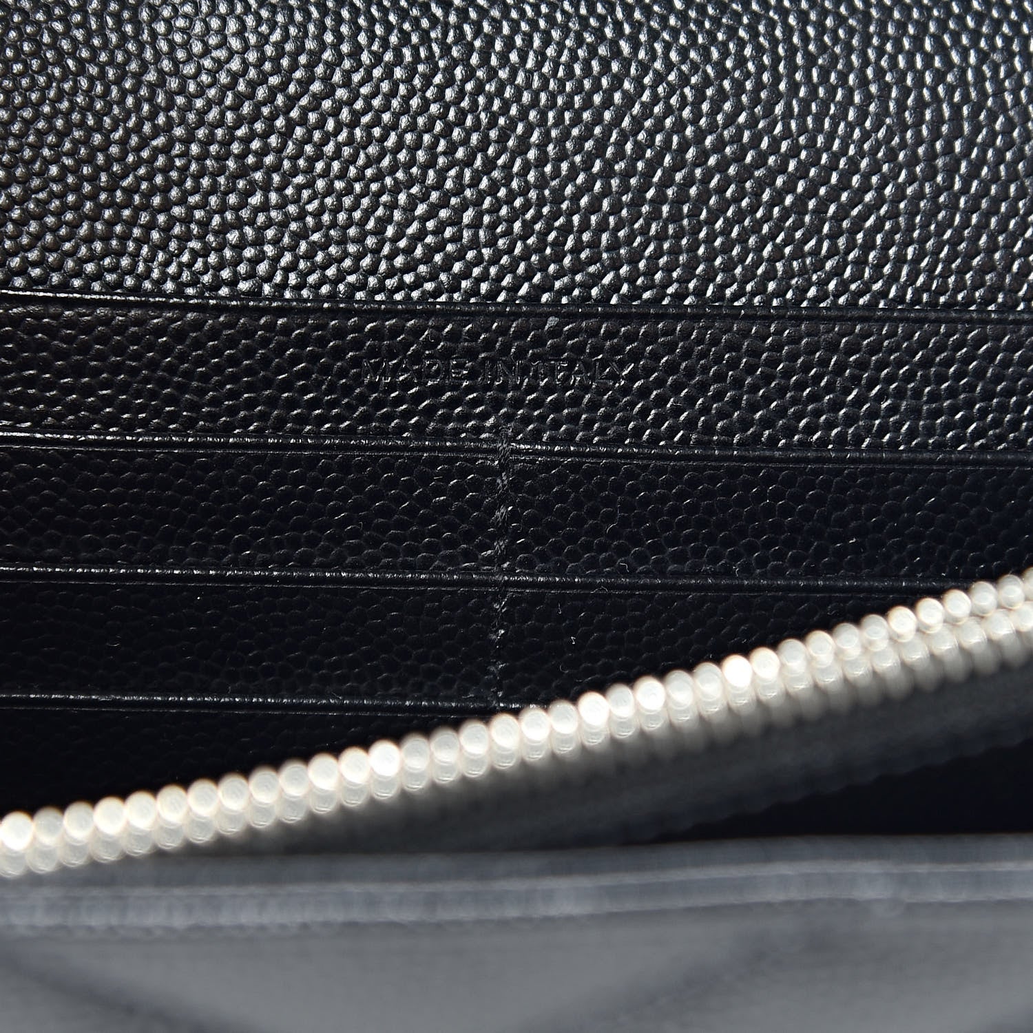 Saint Laurent Grain De Poudre Matelasse Chevron Monogram Chain Wallet Black 7 of 13