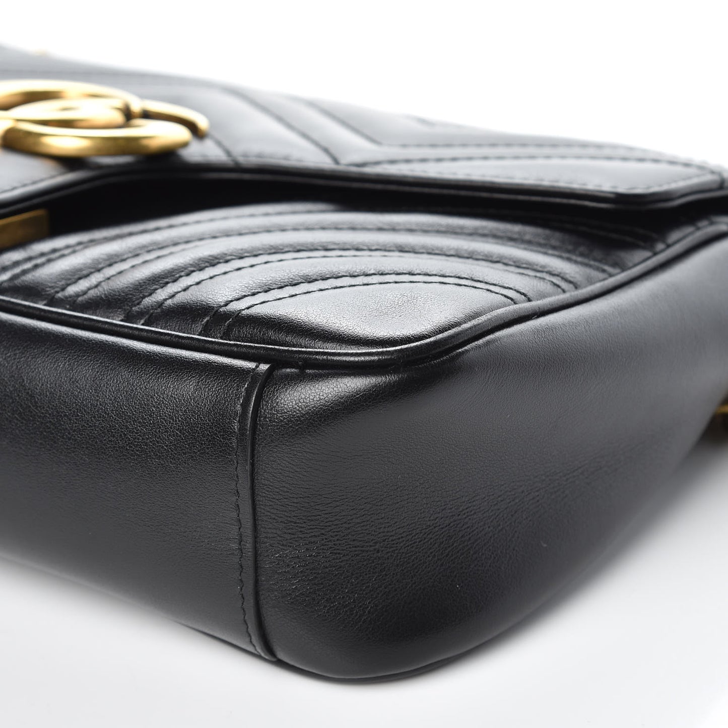Calfskin Matelasse Small GG Marmont Shoulder Bag Black