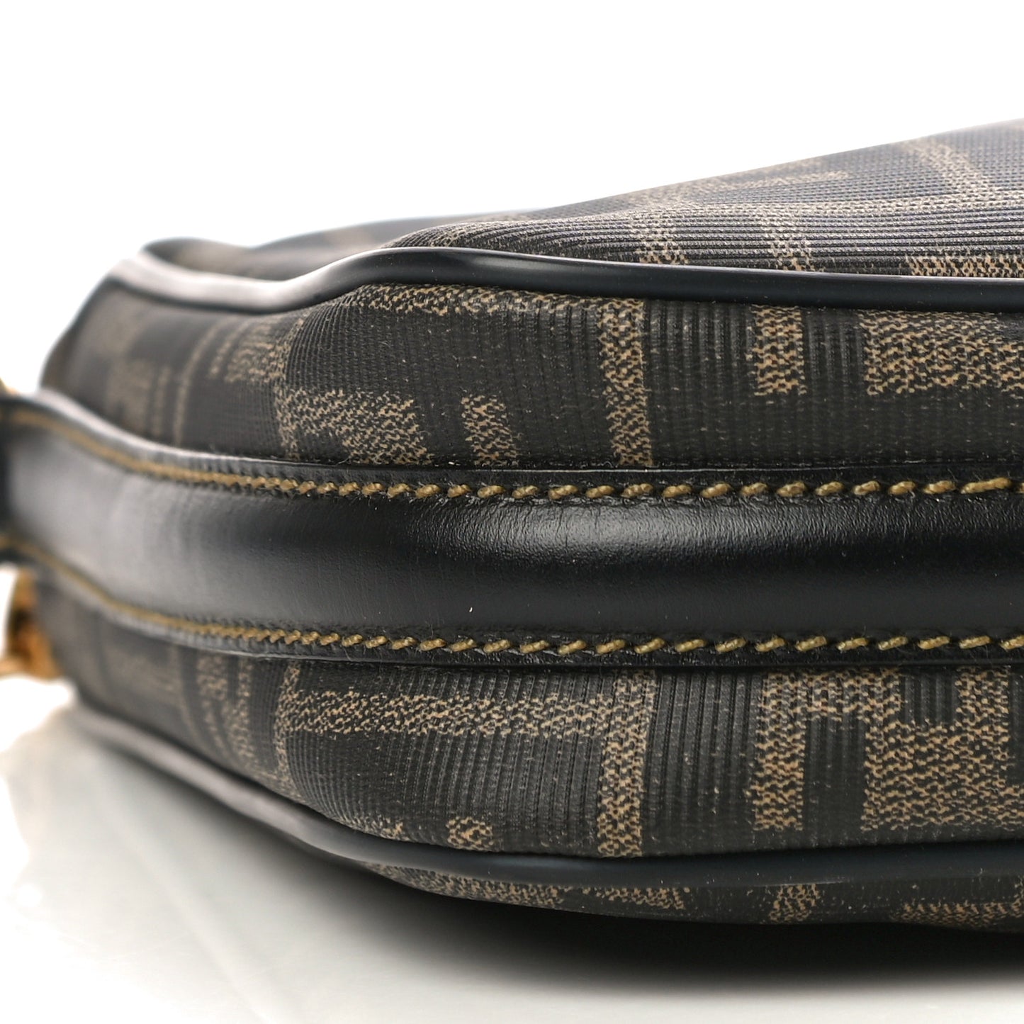 Zucca Crossbody