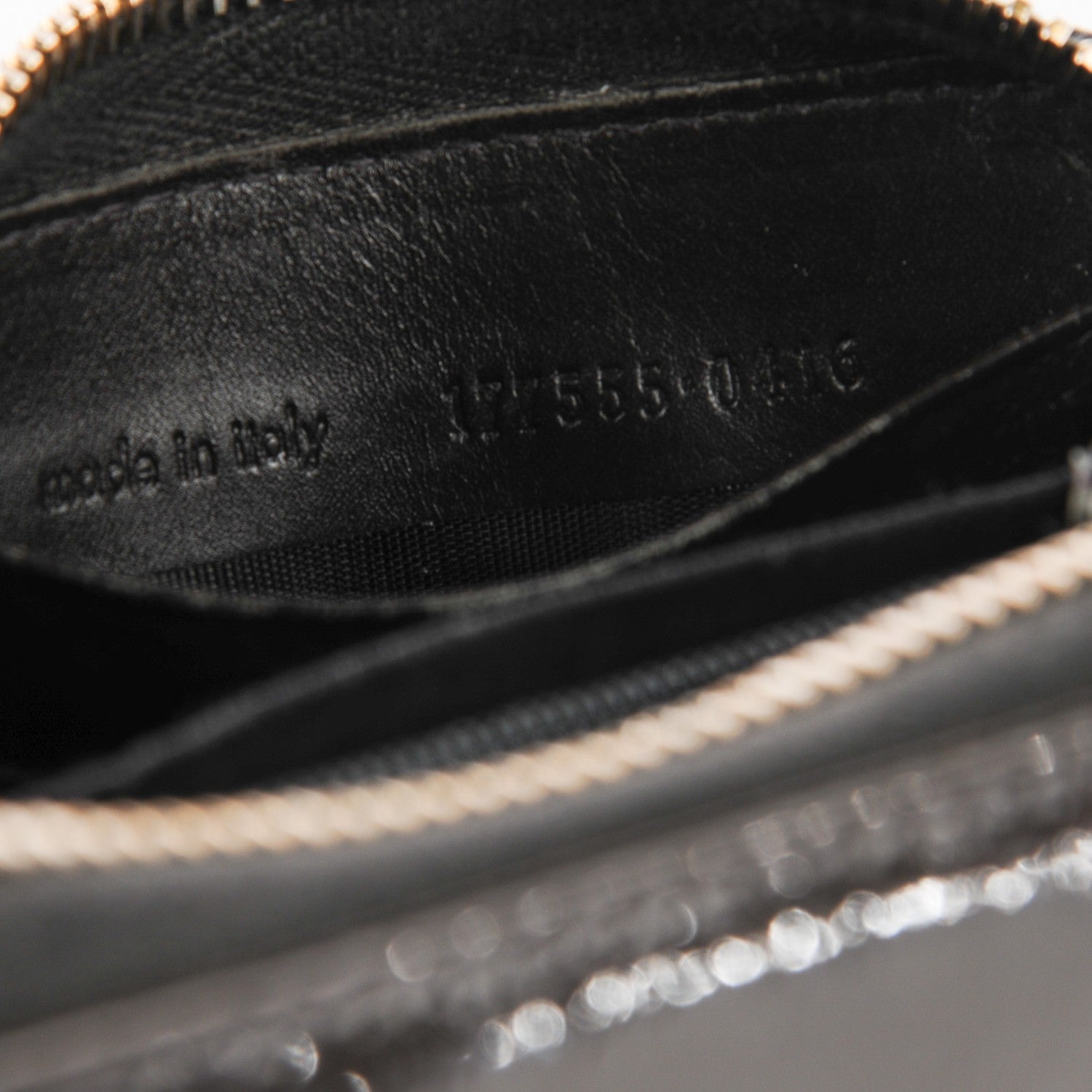 Saint Laurent Textured Patent Calfskin Belle De Jour Zip Around Wallet Black 6 of 8