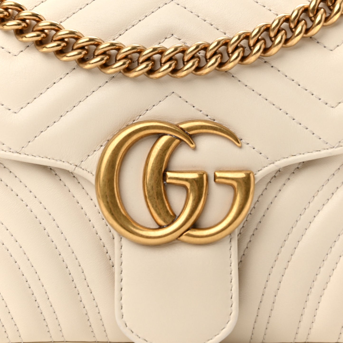 Calfskin Matelasse Small GG Marmont Shoulder Bag White