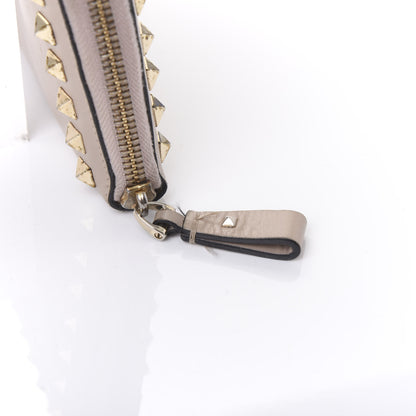 Valentino Garavani Calfskin Rockstud Zip Around Wallet Poudre 14 of 14