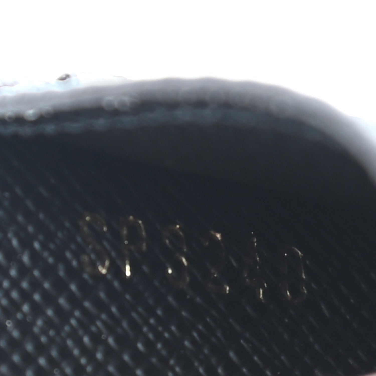 Louis Vuitton Reverse Monogram Card Holder 7 of 7