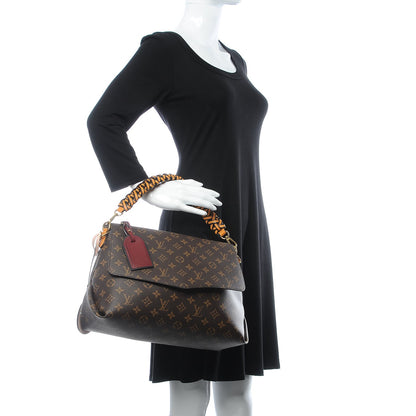 Louis Vuitton Monogram Beaubourg MM Safran Imperial 2 of 12