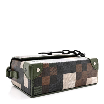 Louis Vuitton Damoflage Steamer Wearable Wallet Green 4 of 9