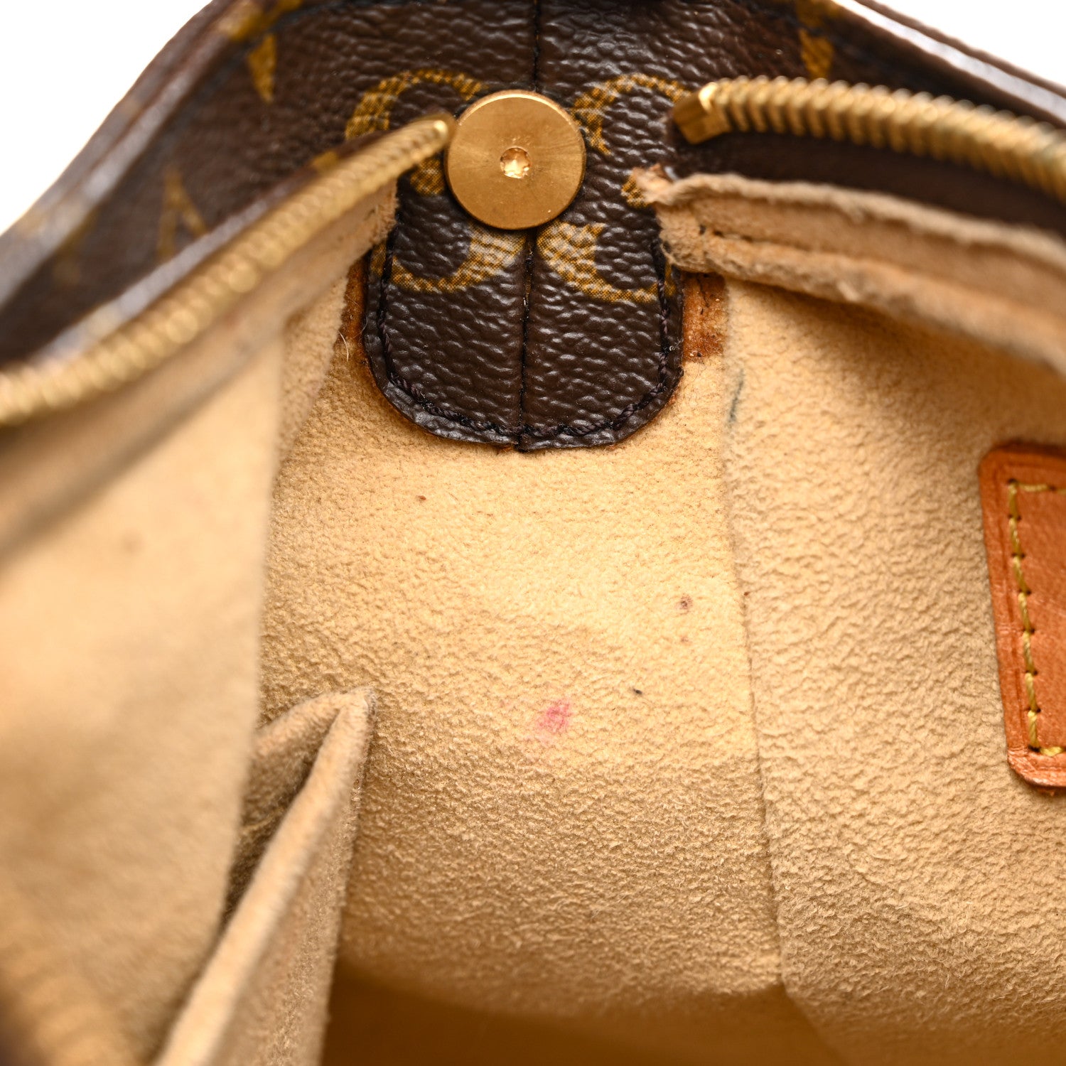 Louis Vuitton Monogram Looping MM 24 of 33