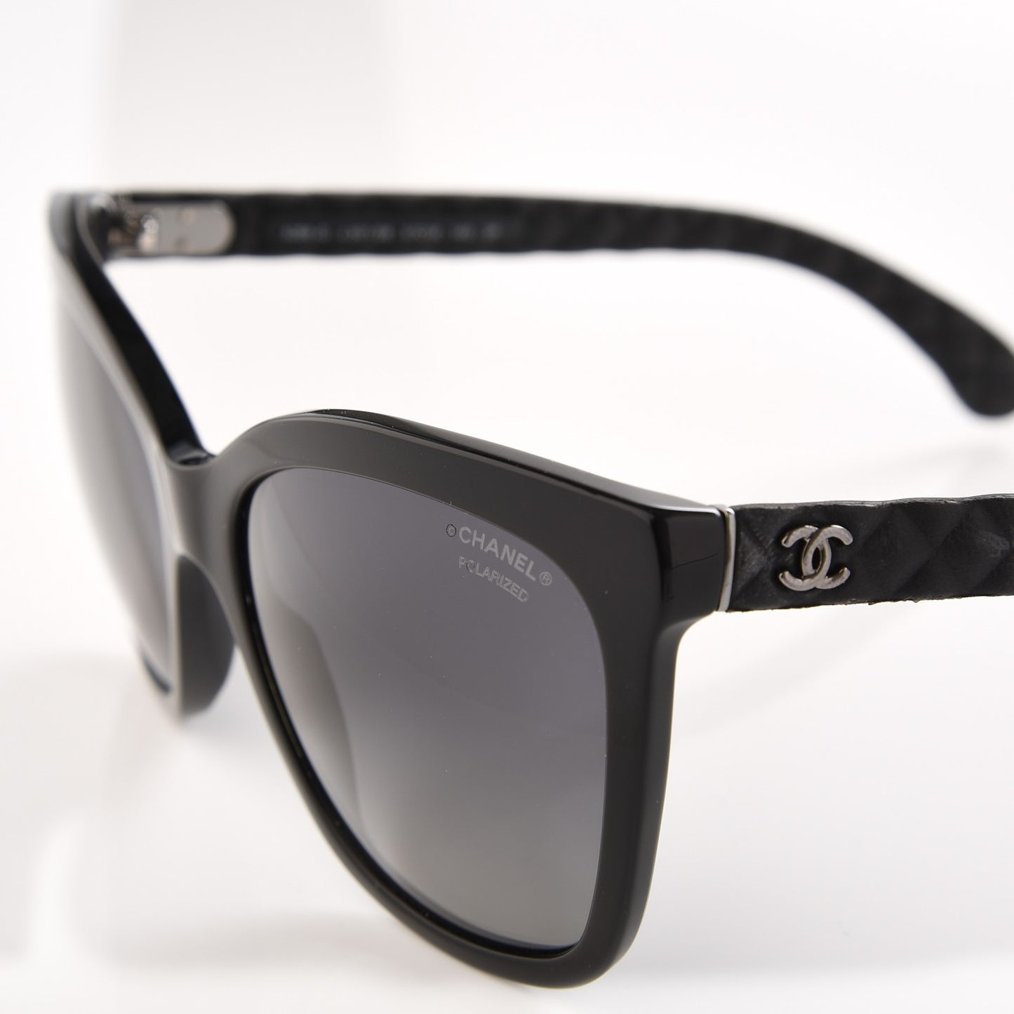 Acetate Quilted Polarized Butterfly CC Sunglasses 5288-Q Black