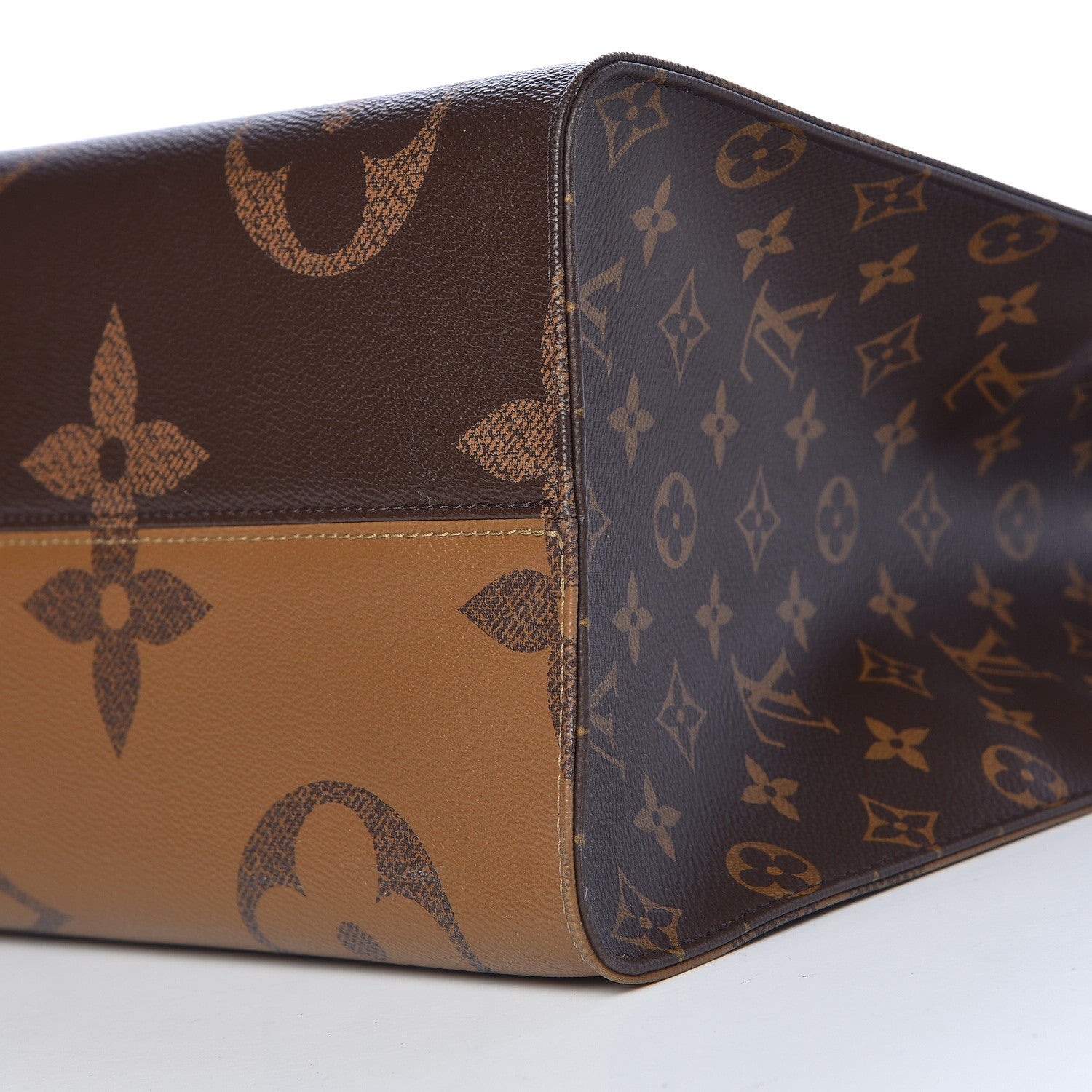 Louis Vuitton Reverse Monogram Giant Onthego GM 9 of 10
