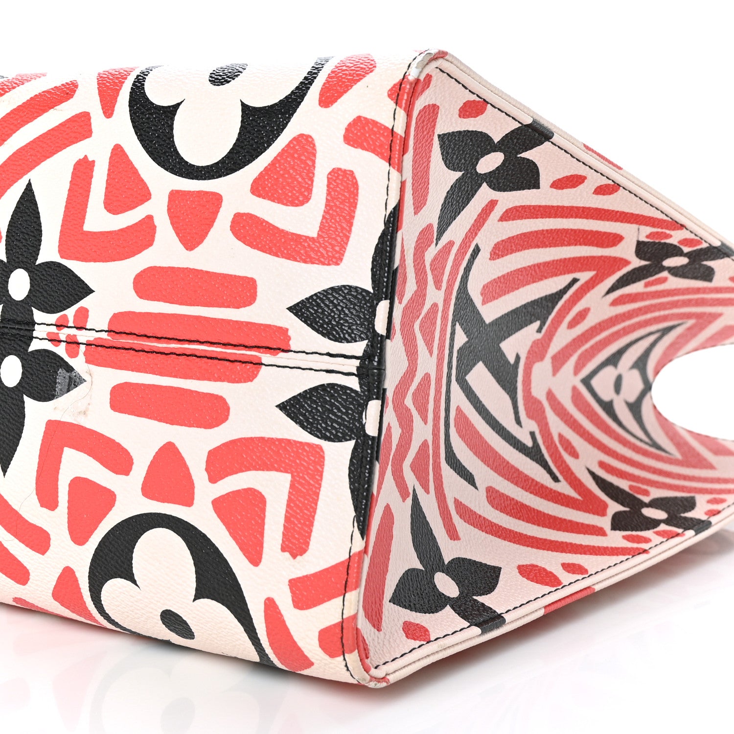 Louis Vuitton Monogram Giant Crafty Onthego GM Creme Rouge Cream Black 6 of 7