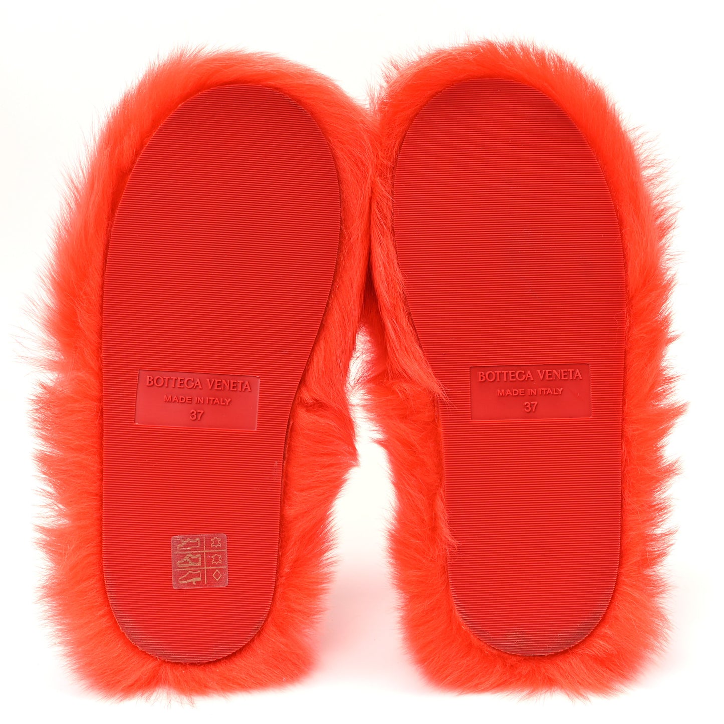 Shearling Resort Slides 37 Sunburst