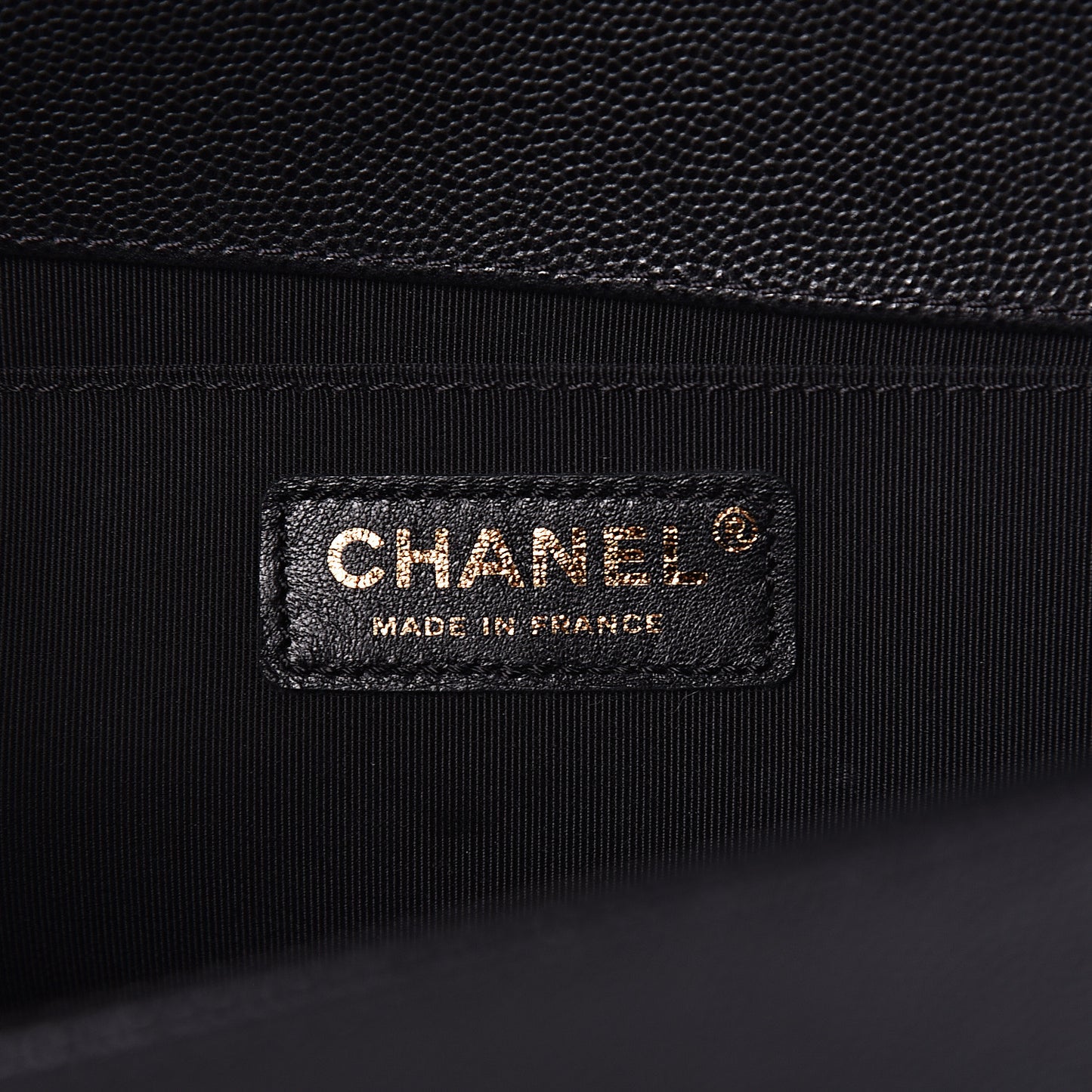 Caviar Quilted Medium Boy Flap Black
