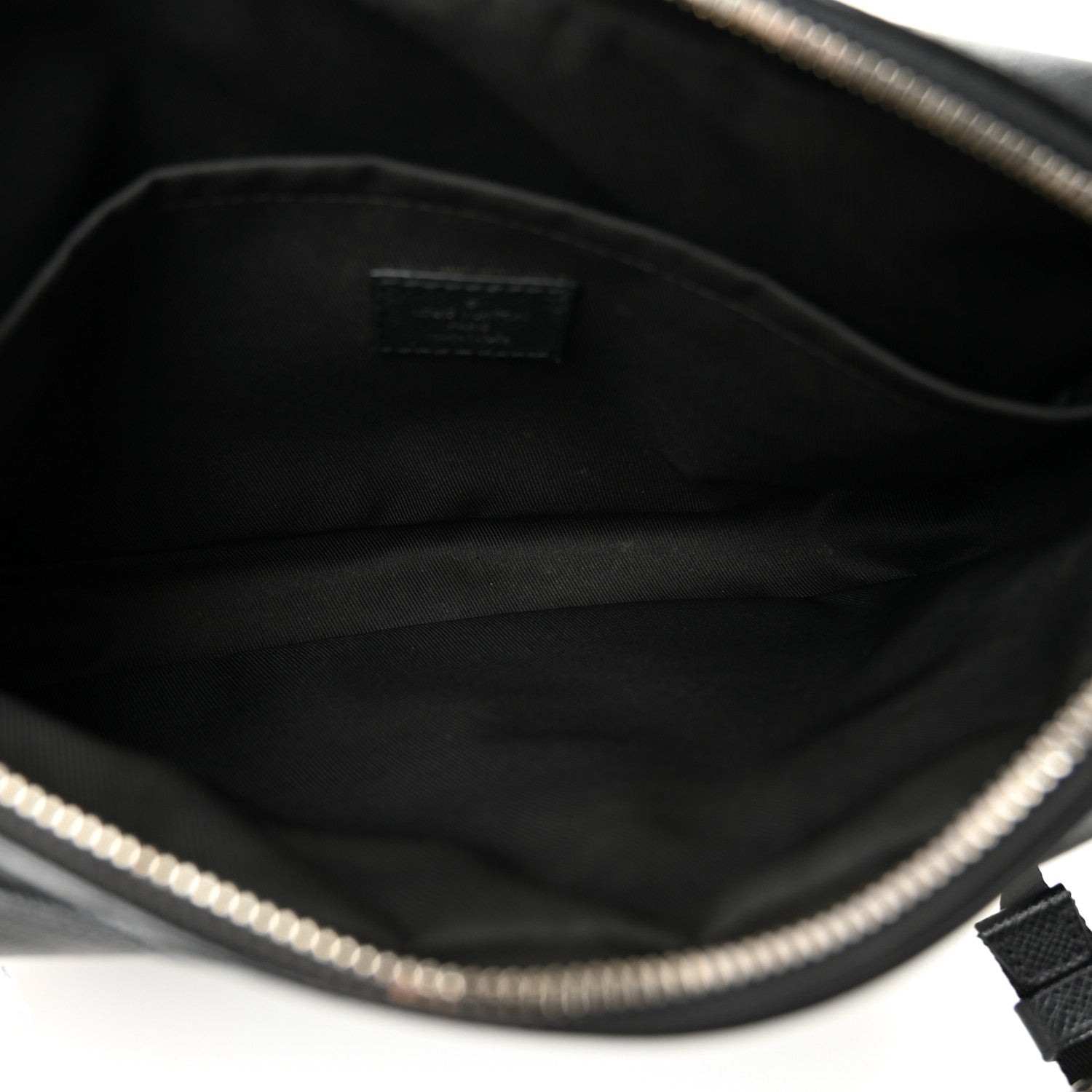 Louis Vuitton Taiga Monogram Eclipse Outdoor Messenger Black 5 of 10