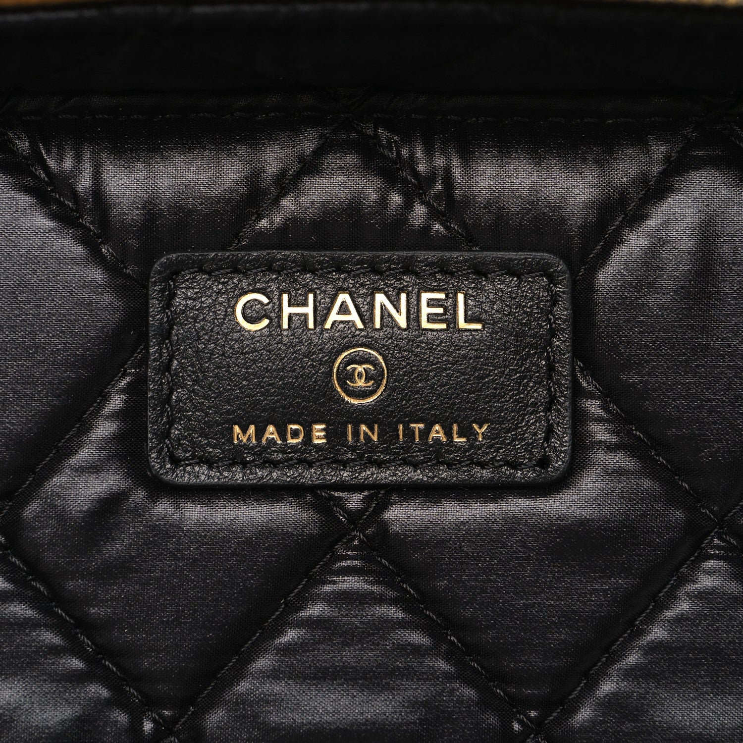 Chanel Metallic Calfskin Crocodile Embossed Cocodile Top Handle Vanity Gold 6 of 12