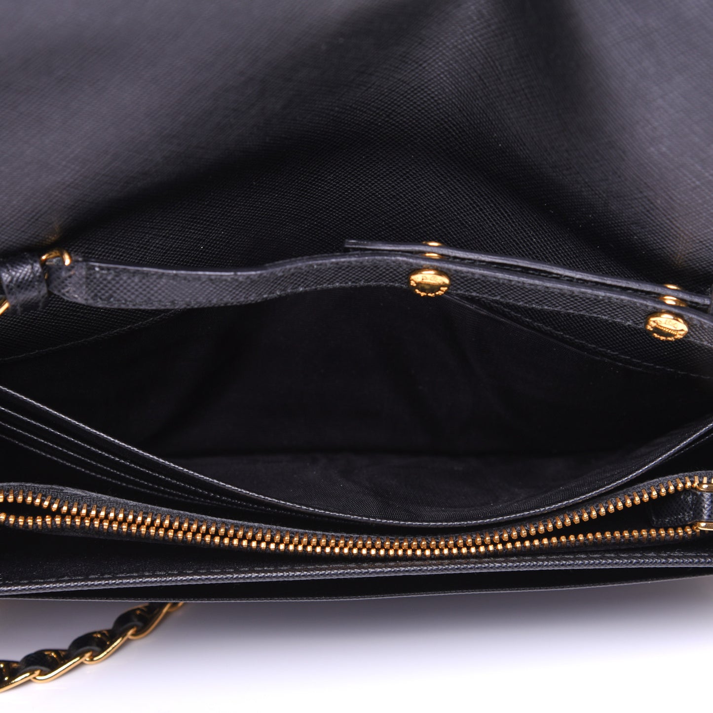 Saffiano Metal Oro Chain Wallet Black