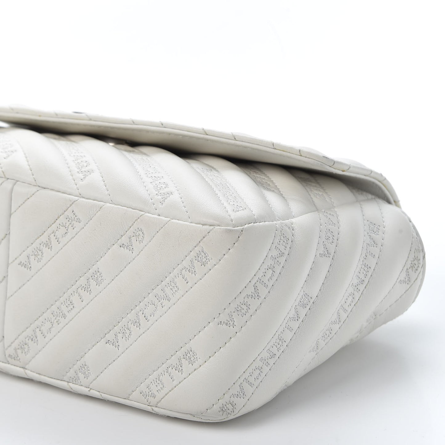 Calfskin Logo Matelasse S BB Round Shoulder Bag White