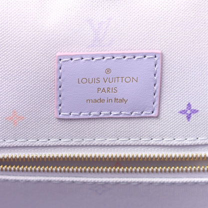 Louis Vuitton Monogram Giant Spring In The City Onthego GM Sunrise Pastel 9 of 10