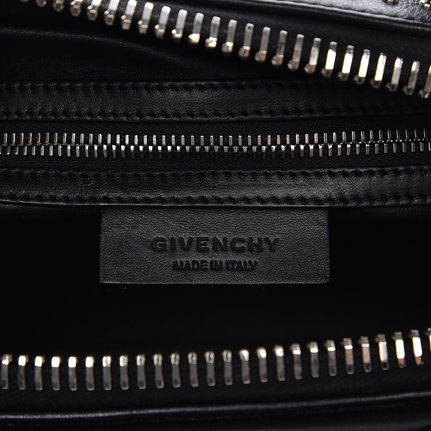 Elaphe Calfskin Small Studded Antigona Black
