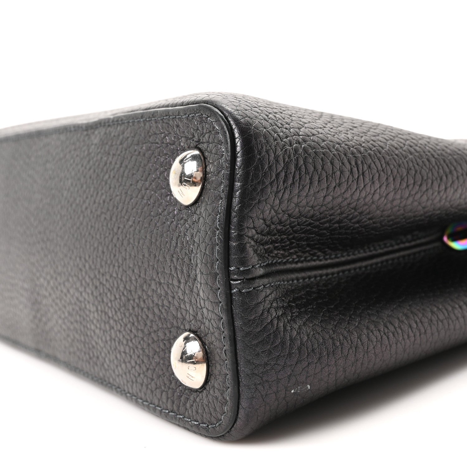 Louis Vuitton Taurillon Capucines BB Scarabeo Iridescent Black 16 of 17