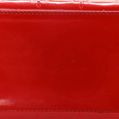 Louis Vuitton Vernis Brea MM Pomme D’Amour 23 of 26
