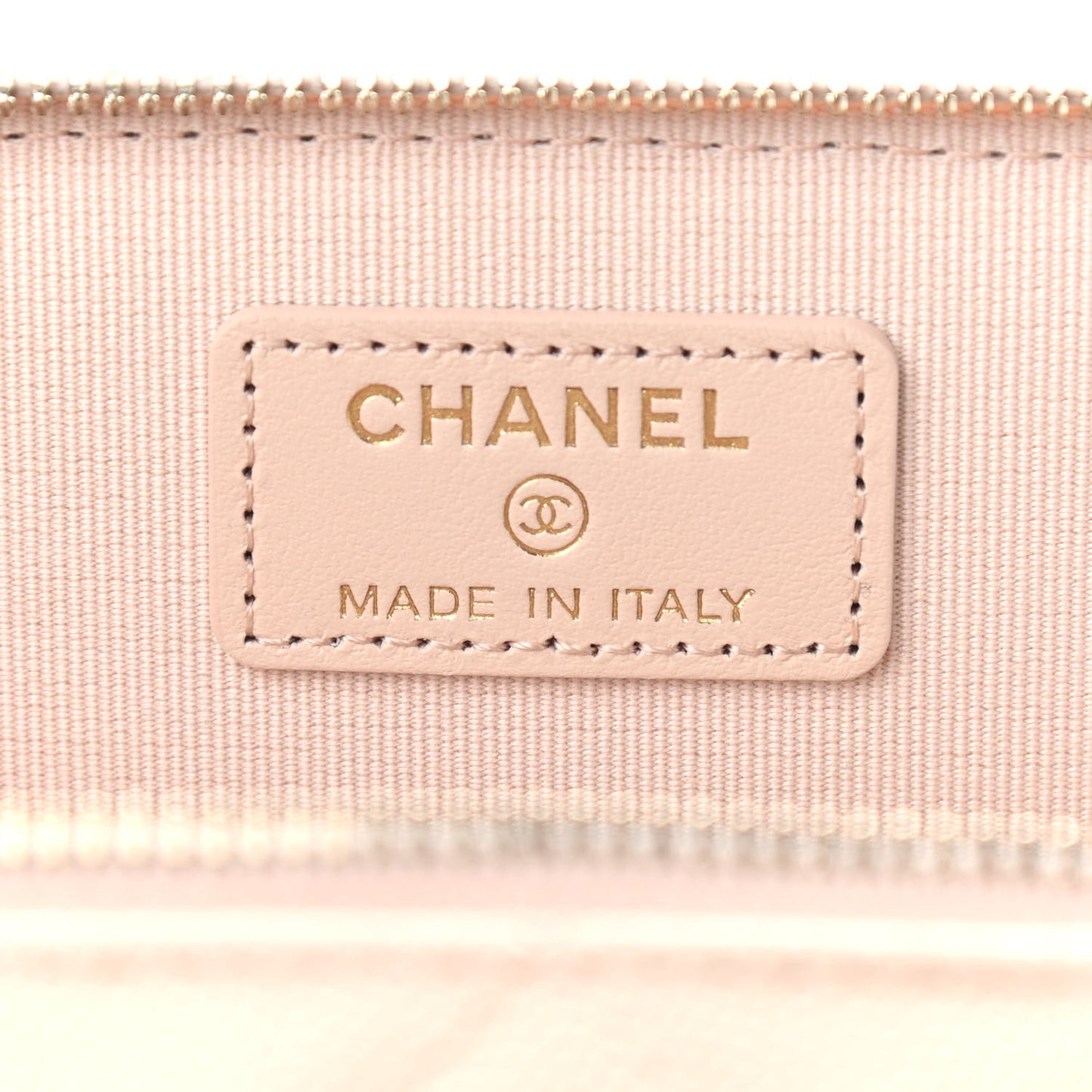 Caviar Quilted Small Vanity Case With Chain Light Beige