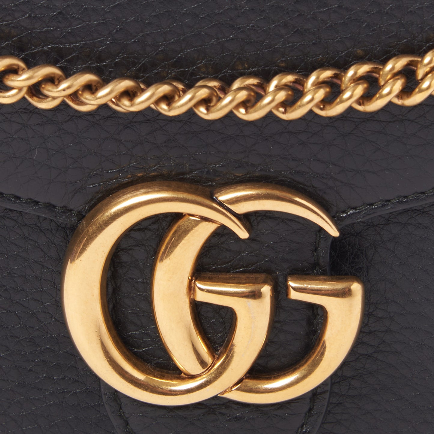 Calfskin GG Marmont Chain Wallet Black