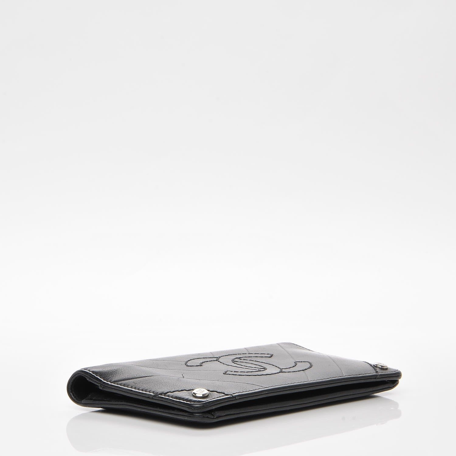 Chanel Calfskin Chevron CC All Day Long Yen Wallet Black 4 of 8