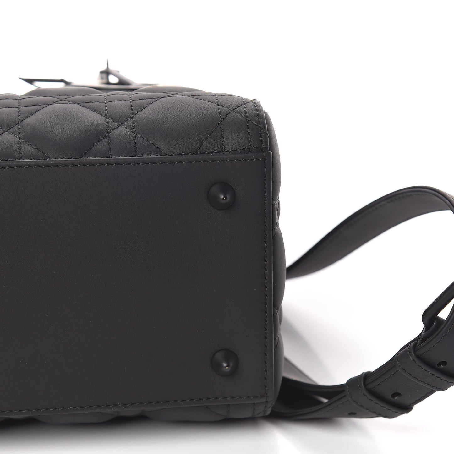 Ultra Matte Calfskin Cannage Medium Lady Dior Black